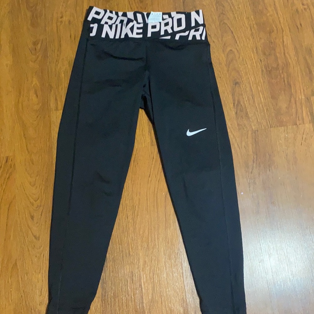 Nike pro high rise leggings